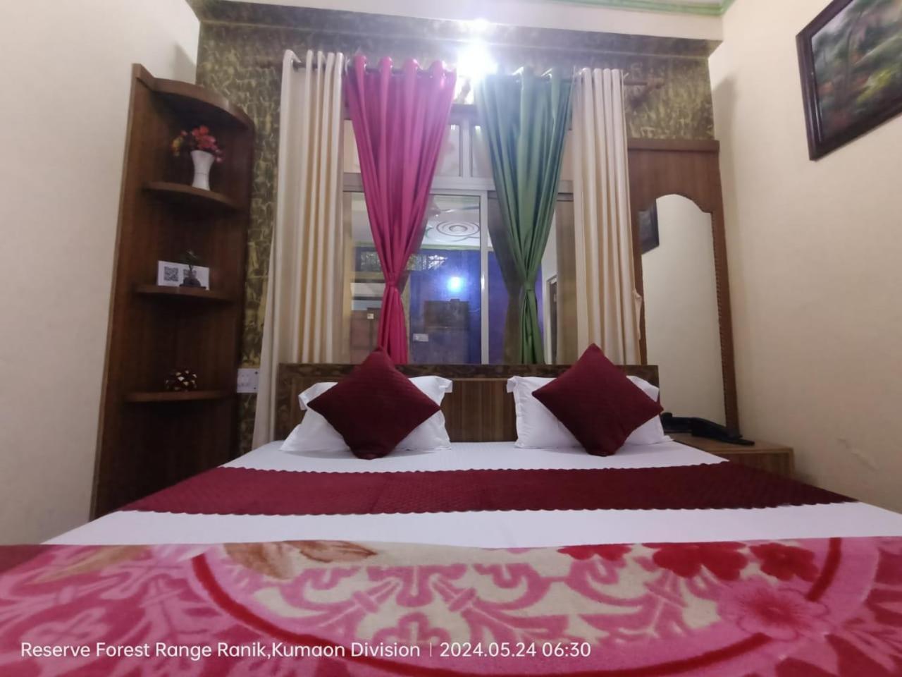 Dwarika Hotel Dwarahat ภายนอก รูปภาพ