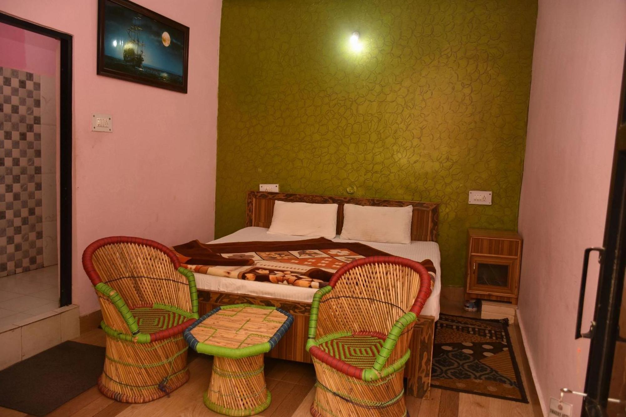 Dwarika Hotel Dwarahat ภายนอก รูปภาพ